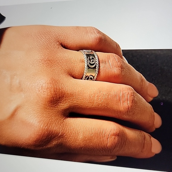 Gucci GG Marmont Cabled Sterling Silver Band - Picture 5 of 5